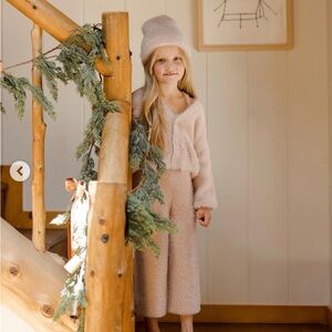 Rylee + Cru fuzzy knit lounge set in blush size 8-9 years